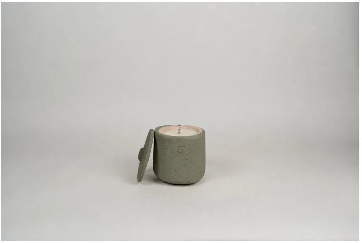 Mon Dada Corse small outdoor kaars met deksel olive - neutraal