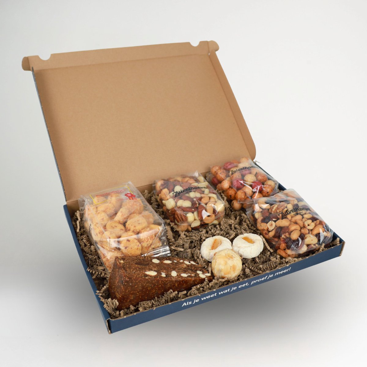 Zuivelhoeve Borrel brievenbuspakket Borrelpakket cadeau - Borrelbox voor thuis - Snackpakket - Cadeaupakketten eten & drinken - Alles voor de Borrelplank - Altijd vers - Proef & Geniet