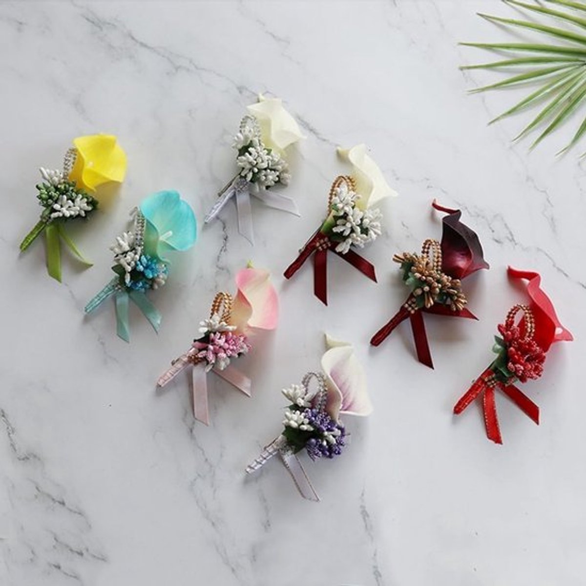 4 Stuks Kunstbloemen Calla Lelie Corsage met Veiligheidsspeld voor Bruiloft - Donkerblauw Boutonnière voor Bruidegom, Bruidsaccessoires en Feestdecoratie