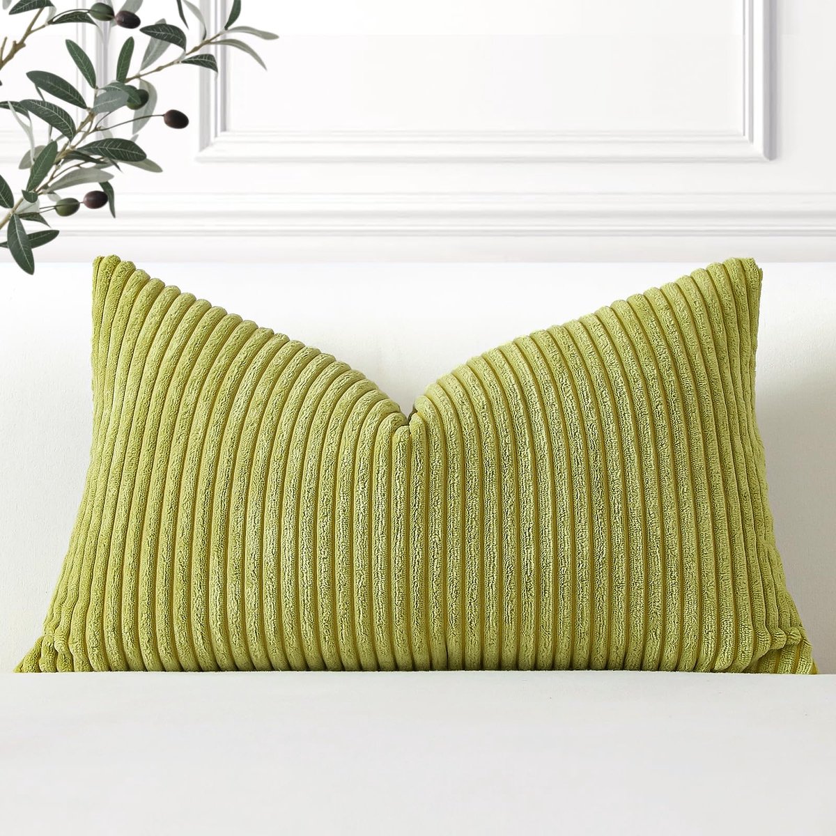 Cushion Cover 40 x 60 cm - Corduroy - Bean Green - Elegante decoratie voor je woonkamer - ShopVlot