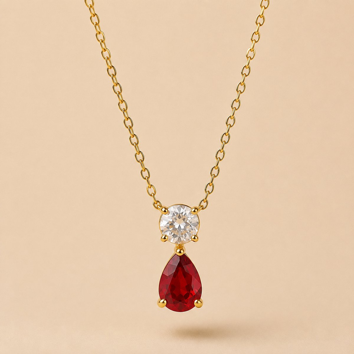 Maevi® Ketting met Geboortesteen - Maand: Juli - Kleur: Goud - Birth Stone - Geboorte Cadeau / Kraamcadeau - RVS / Stainless Steel / Roestvrijstaal - Geboorte Steen - Ketting / Necklace - Hoge Kwaliteit - Incl. Luxe Verpakking