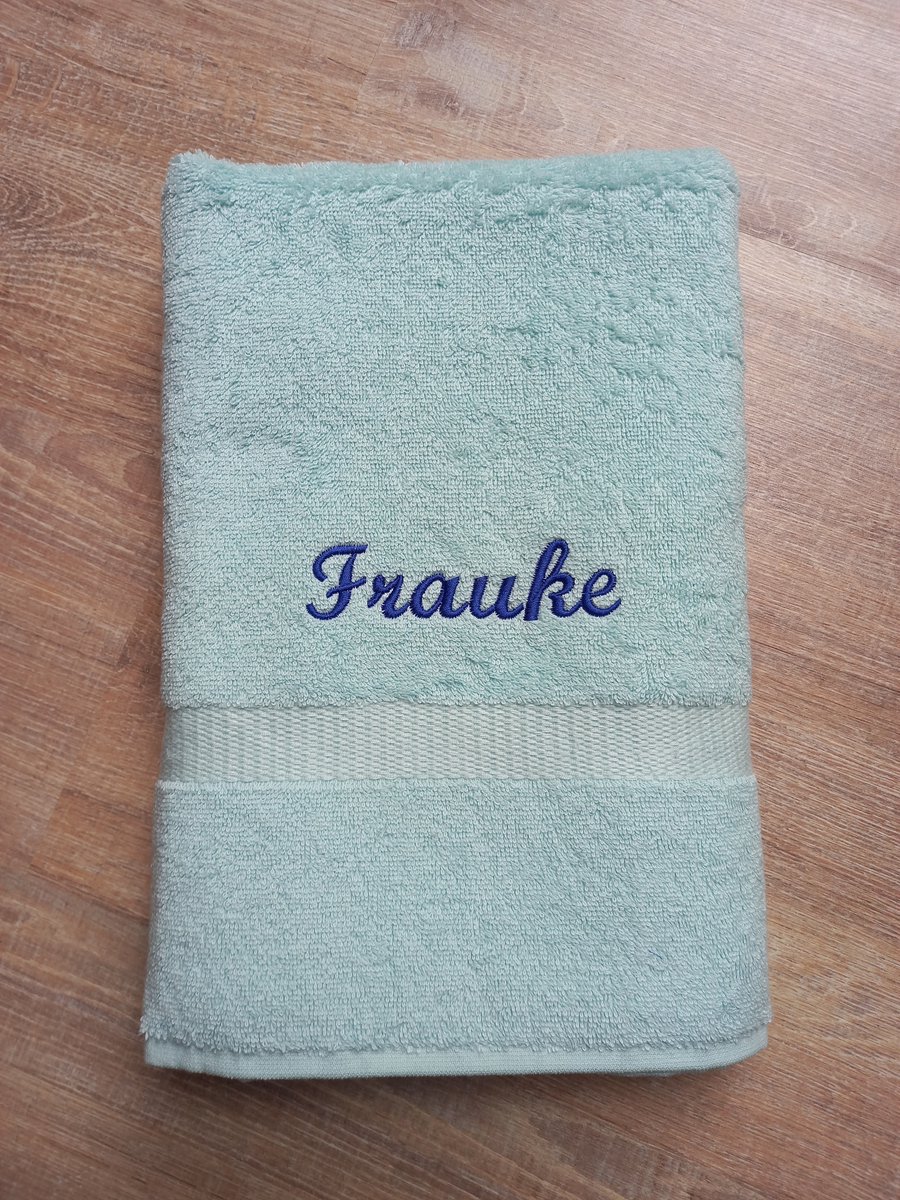 Gepersonaliseerde handdoek mint met naam geborduurd
