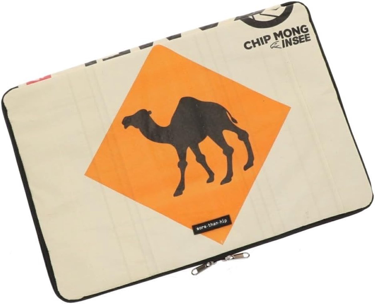Laptop sleeve 15 inch - camel oranje - gerecycled cementzakken - optimale bescherming - ShopVlot