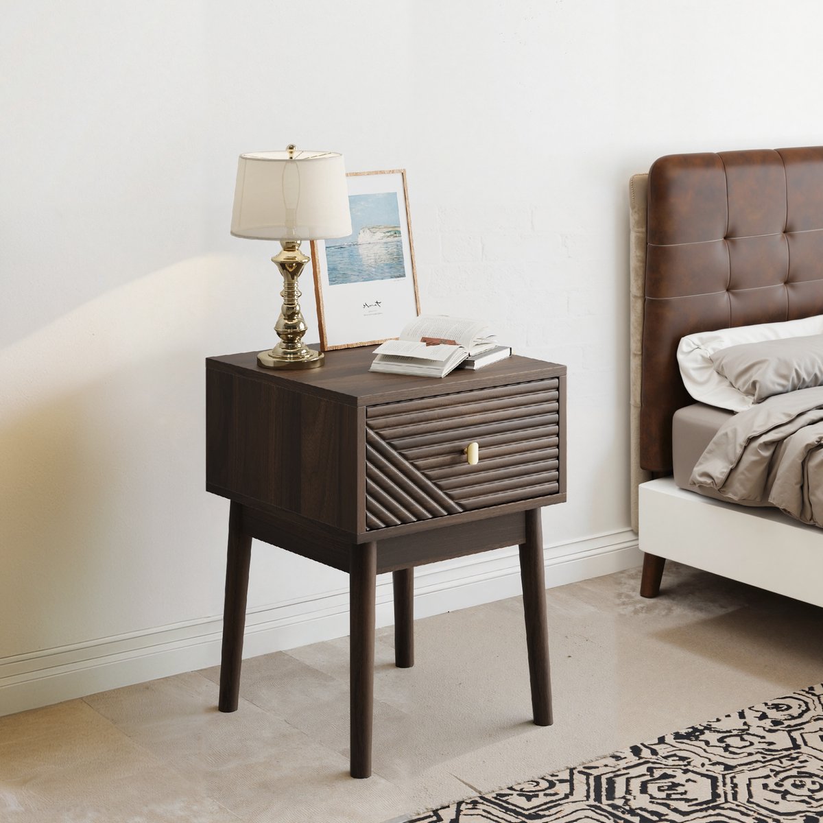 STILVORA Nachtkastjes - Geribbeld Design Met 2 Lades - Voor Slaapkamer Of Als Bijzettafel - Houtlook En Metaal - 40x40x55 Cm - Walnootkleur