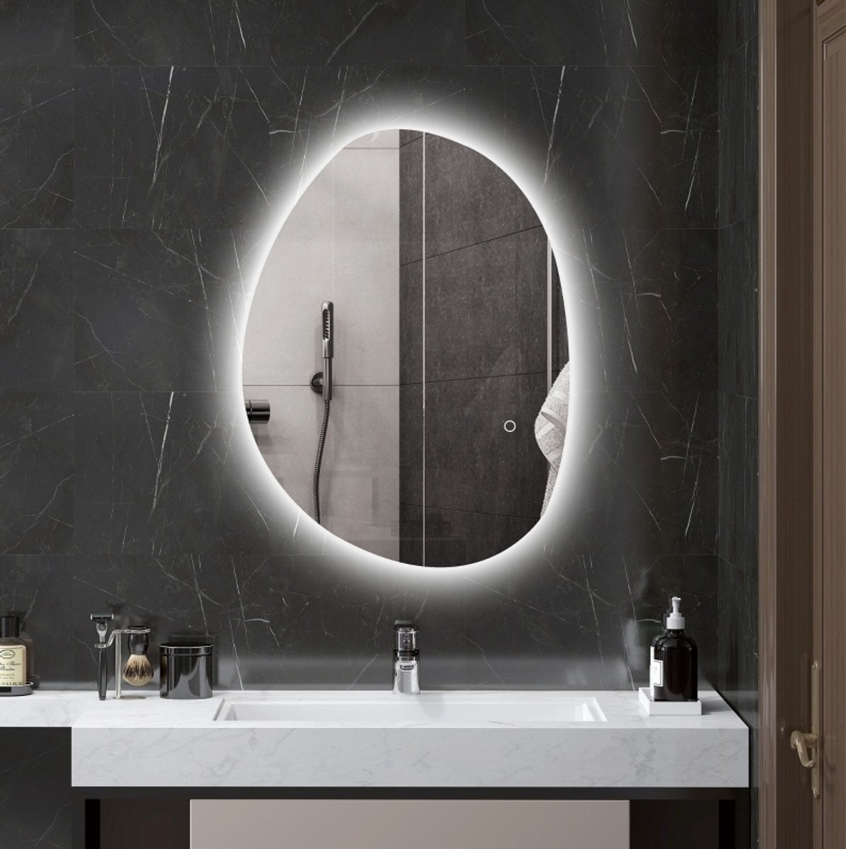 STILVORA Spiegel – Asymmetrische LED Badspiegel Met Anti Condens En Aanraakschakelaar – 70 x 50 cm – Glas – Zilver – Wandmontage
