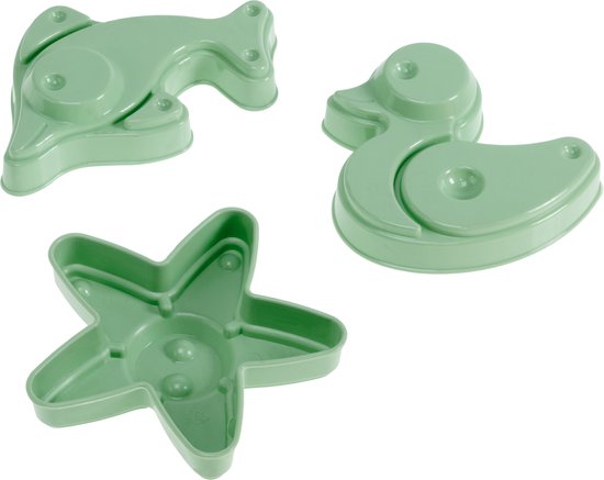 Drie groene zandvormpjes in de vorm van een vis, een eend en een zeester.