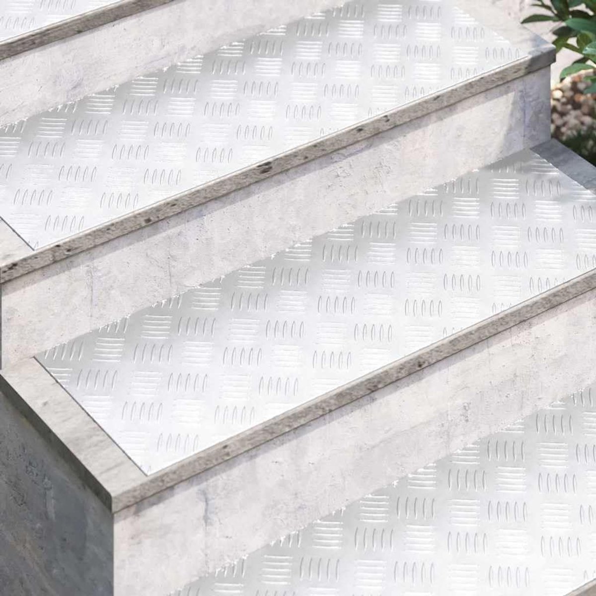 Trap Treden 4 Stuks Rechthoekig Zilver 90x30 cm | Checkerplate ontwerp voor extra grip, geschikt voor binnen en buiten, eenvoudig te reinigen met vochtige doek