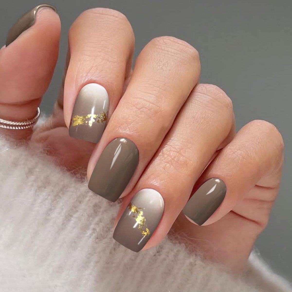 SnelShoppen - JMEOWIO Coffee Color Nail Foil UV Gel Nagel Stickers - Zelfklevende Nail Art Decoratie - 20 Stuks, Duurzaam en Veilig, Perfect voor Fees