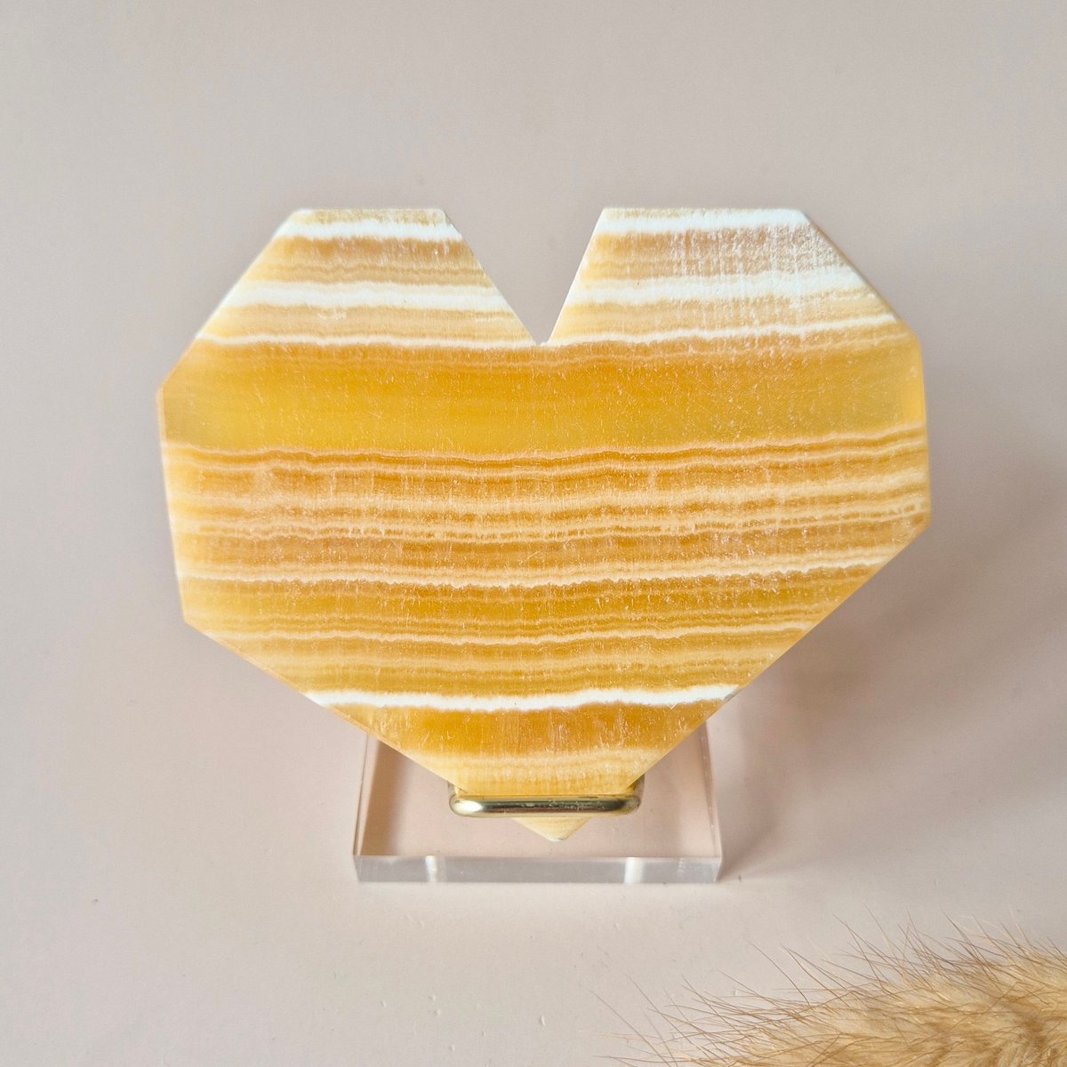 Edelsteen Gele Calciet Hart Inclusief standaard - B. 152gram
