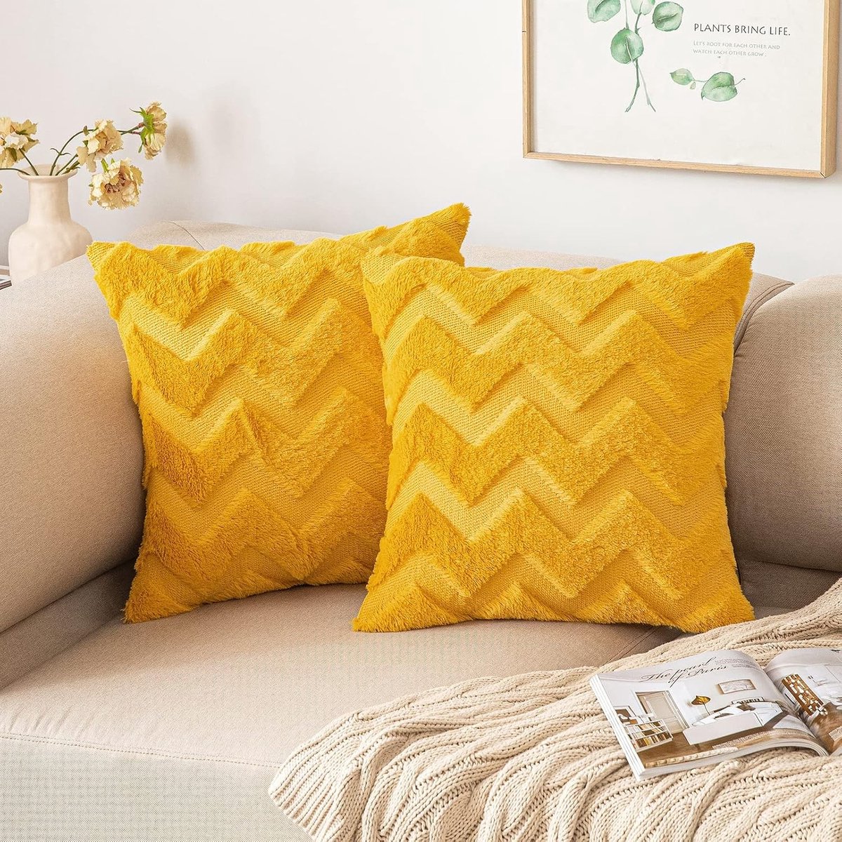 Zachte Fluffy Kussenhoezen van Polyester, Decoratieve Kussens met Verborgen Rits, Set van 2 voor Woonkamer en Slaapkamer, 40 x 40 cm, Geel, Perfect voor Interieurdecoratie en Comfort