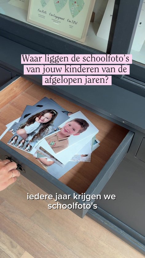 Telano Schoolfotoboek Roze - A4 Invulboek voor Schoolfoto's - Fotoalbum voor 17 schooljaren Klassenfoto/Pasfoto - Inclusief Bewaarenvelop