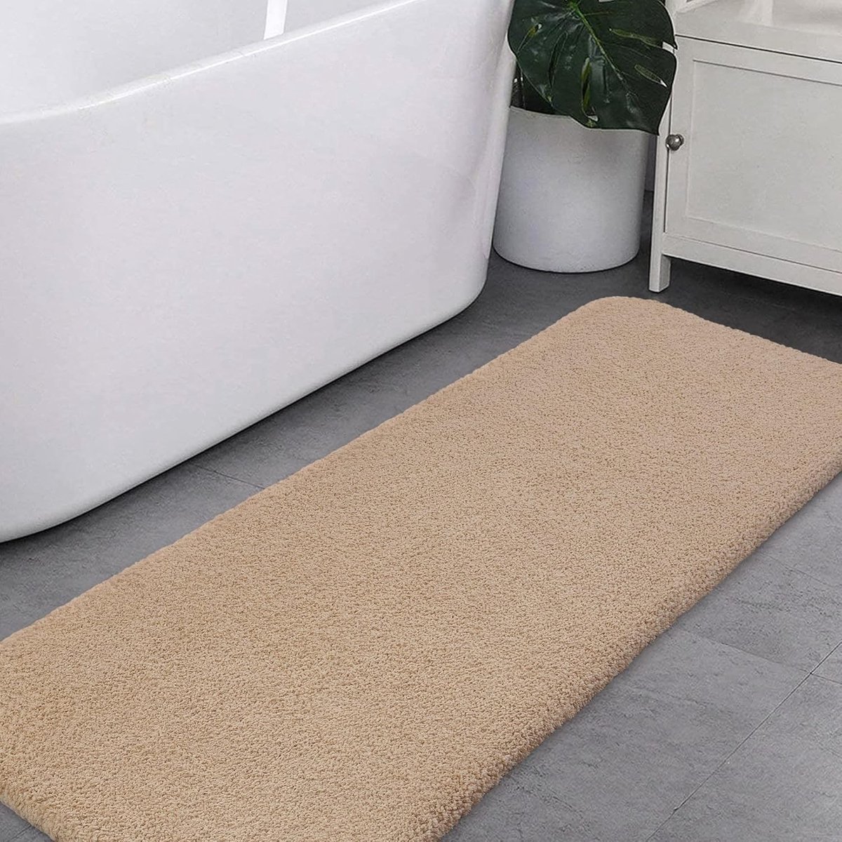 Extra Dikke en Super Zachte Badmat - Antislip en Hoog Absorberend - Wasmachinebestendig - 50 x 178 cm (Beige) - Perfect voor Badkamer en Douche