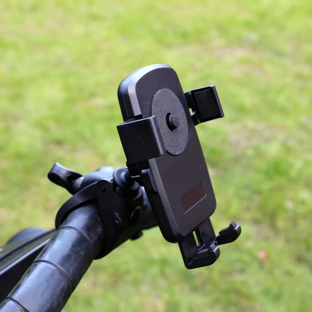 Golf Push Trolley Smartphone Houder - Verstelbare Balhoofd en Veilige Klem - Zwart