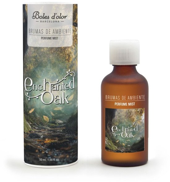 Boles d'olor Barcelona: Enchanted Oak geurmisterie. Amberkleurige fles met witte dop. Doos met bosafbeelding.