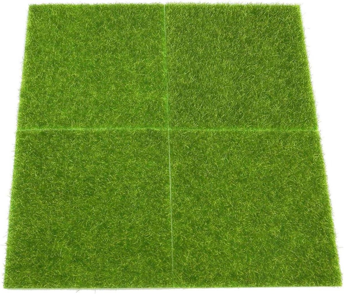 Kunstgras Tegels - Mos Decoratie - Miniatuur Tuin - Duurzaam PVC Materiaal - 15 x 15 cm - Groen
