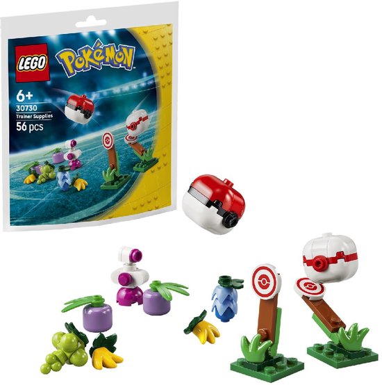 LEGO Pokémon Trainer benodigdheden met 56 onderdelen. Bevat paarse en groene bouwwerken, gele bananen, twee Pokéballen en trainingsdoelen.