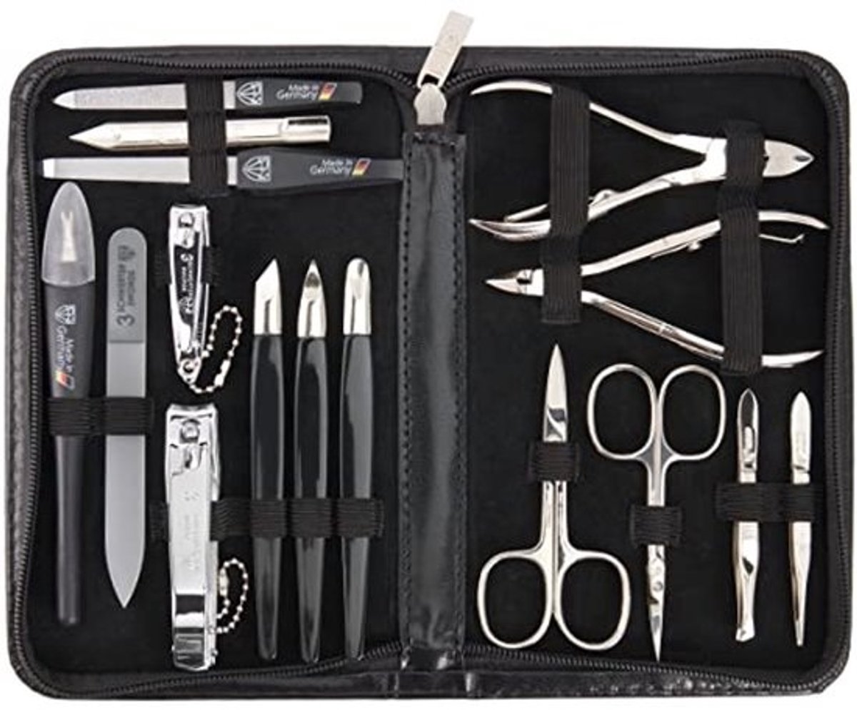 16-delige manicure- en pedicureset met kunstlederen etui - Perfect voor nagelverzorging
