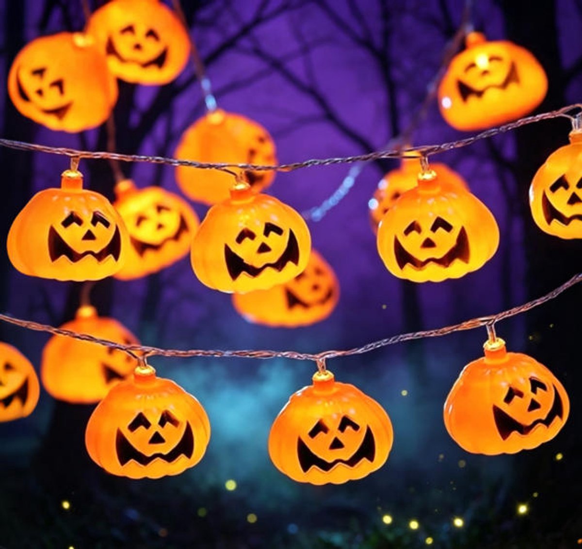 Halloween pompoen lichtslinger, 3 meter, 20 LED's. Deze feestelijke pompoen lichtslinger creëert een leuke Halloween sfeer voor binnen- en buitendecoratie.