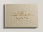 Sensibaby Schoolfotoboek – Luxe Linnen met Gouden Tekst – A4 Invulboek voor Klassenfoto's – Fotoalbum voor Klassenfoto’s & Pasfoto’s – 17 Schooljaren – Inclusief Bewaarenvelop