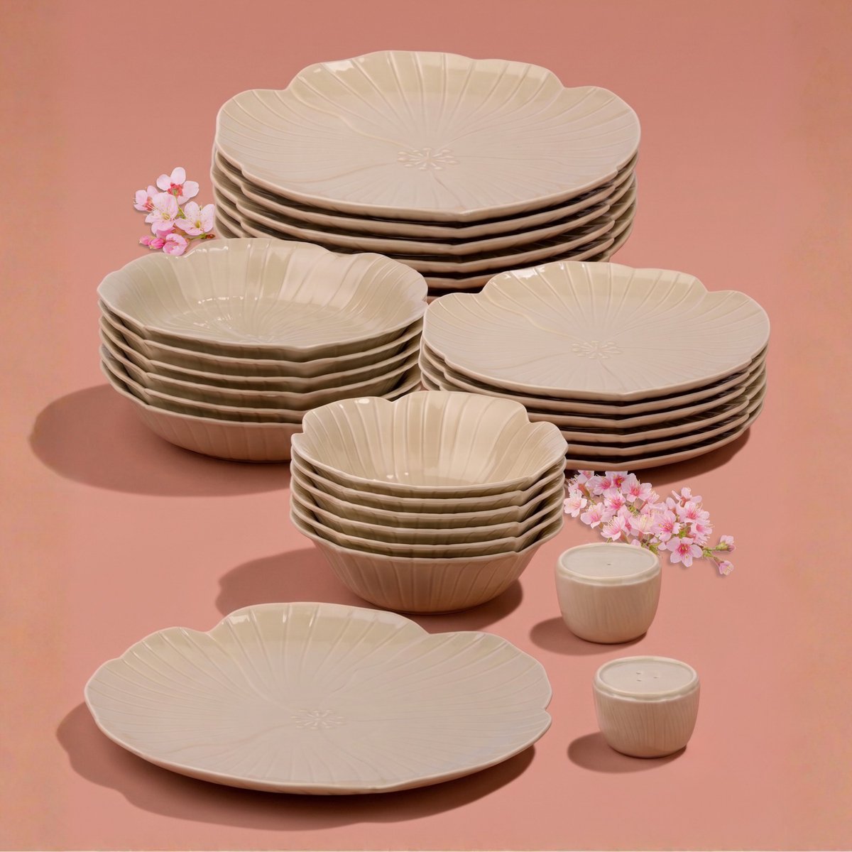 OZ Home Bricard Florange Serviesset - 27-delig - Taupe Porseleinen Servies voor 6 Personen - Bloemvormige Bordenset met Ovale Serveerschaal en Zout- en Peperstel