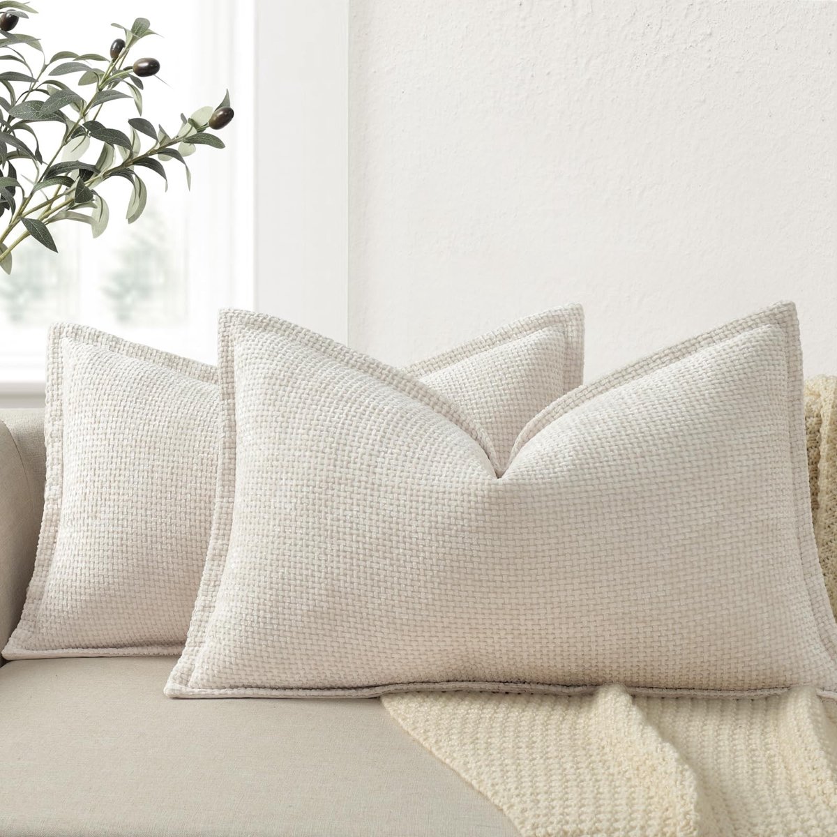 Omgoods - Set van 2 Chenille Kussenhoezen 40 x 60 cm Beige
