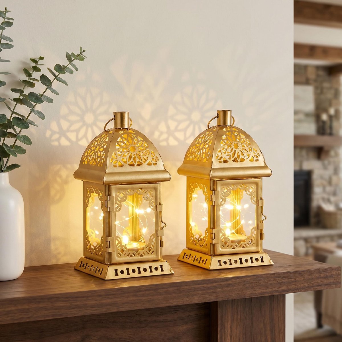 Omgoods - Set van 2 Vintage Decoratieve Lantaarns met Fairy Lights - Goud voor Binnen en Buiten