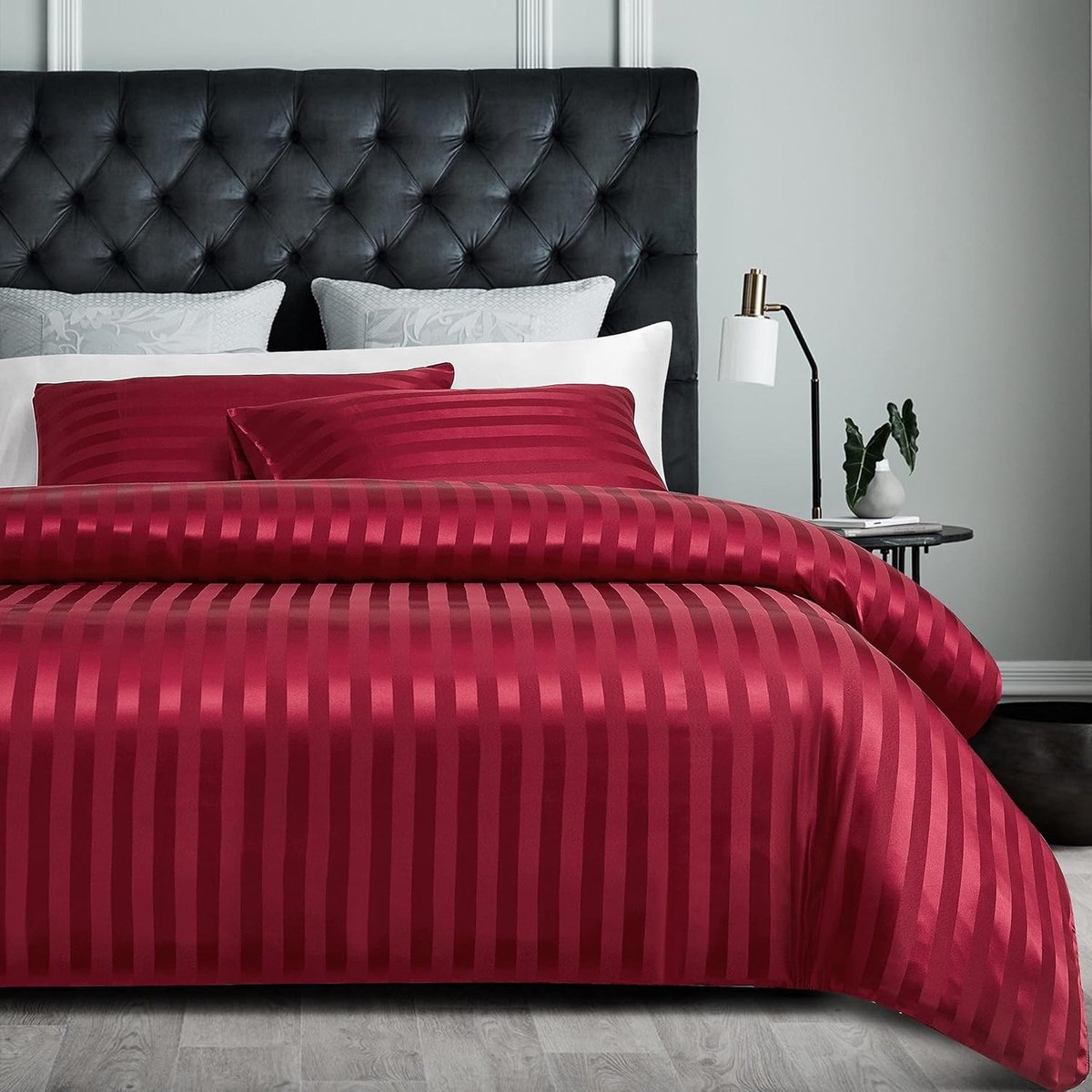 Satijn Beddengoedstel 200x200cm - Rood Gestreept - Zijdeachtige Glans - Met Verborgen Ritssluiting