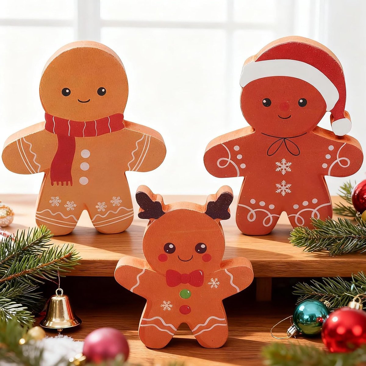 Houten Decoratie - Kerstmannetjes Set - Feestelijke Sfeer - Uniek Ontwerp - 3 Stuks - Houtkleur