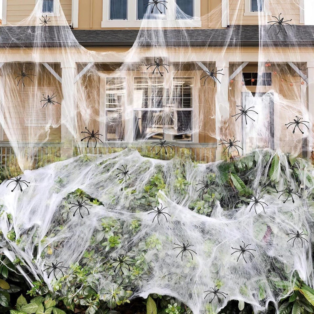 Daity Halloween spinnenwebdecoratie (inclusief 100 realistische spinnen) – 400 g ultra-rekbaar spinnenweb – geschikt voor Halloweenversieringen binnen en buiten.