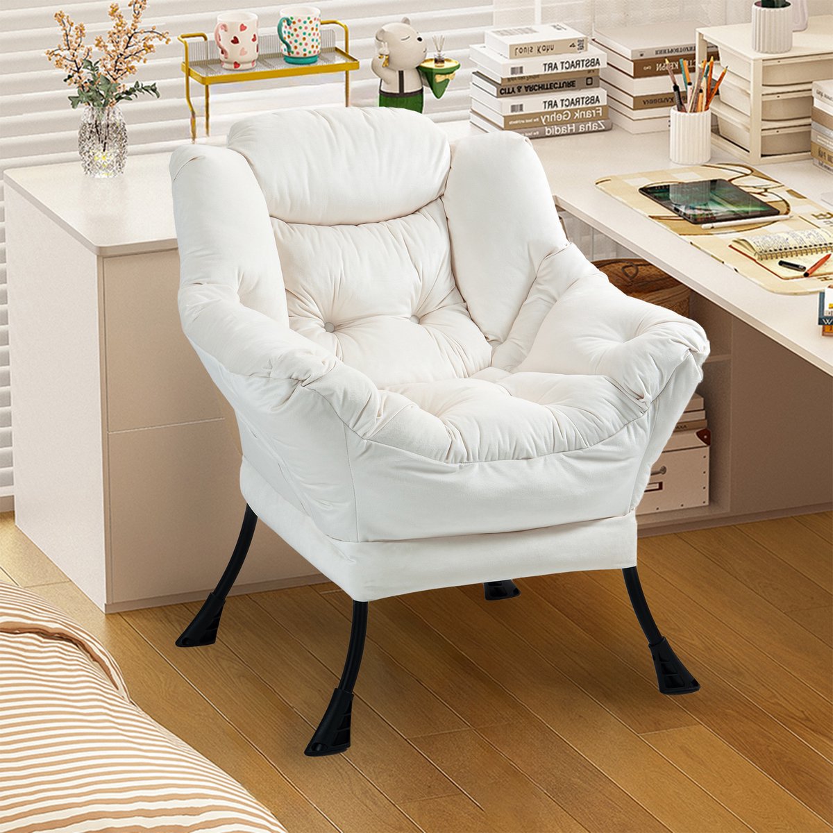 Wishdor Fauteuil - Relaxstoel met metalen frame en armleuningen - Gevoerde zitting met neksteun - Scandinavisch basic - Off white - 81 x 65 x 95 cm