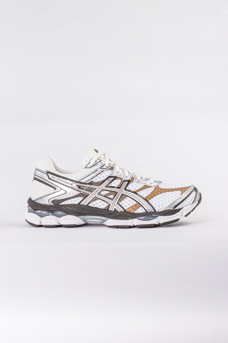 ASICS GEL CUMULUS 16 SNEAKER Zilver