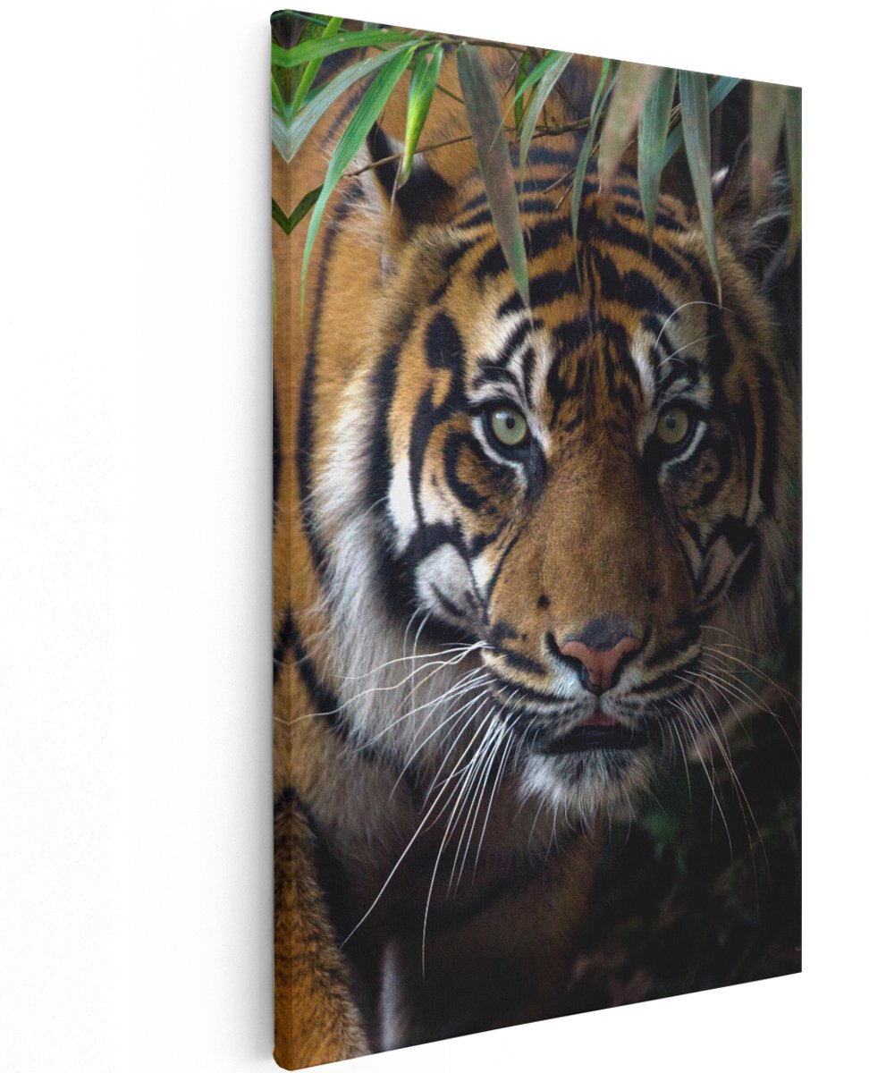 Artaza Canvas Schilderij Tijger In De Jungle - 120x180 cm - Groot - Wanddecoratie Woonkamer - Schilderijen - Muurdecoratie