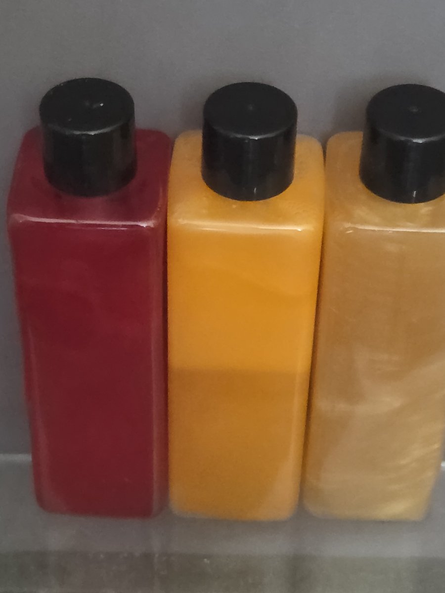 assortiment bad-douche gel - 3x150 ml - rode bloemen - mango - cookies - geschenk voor alle gelegenheden - leuk kado kerst - verjaardag - moeder dag - valentijn