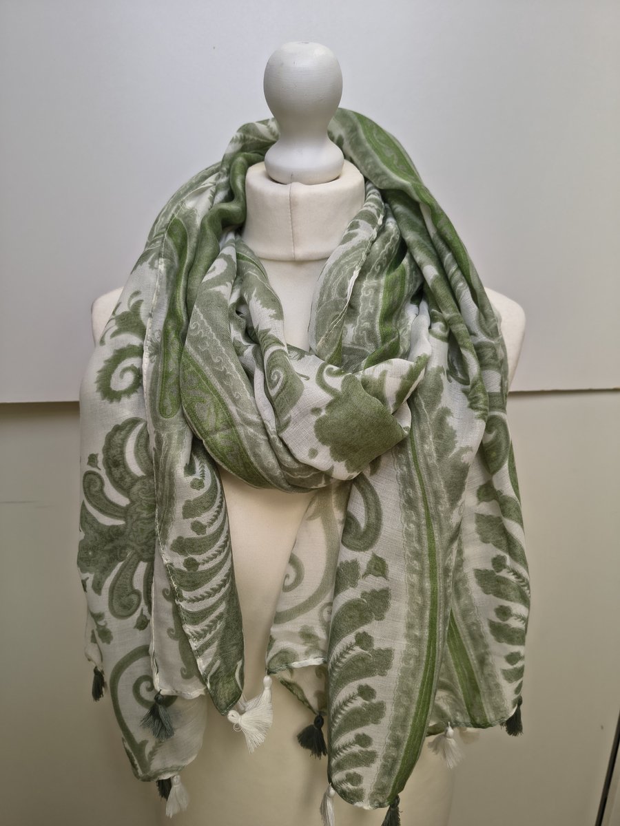 Lange dames sjaal Hanne-paisleymotief-kaki groen wit olijf groen