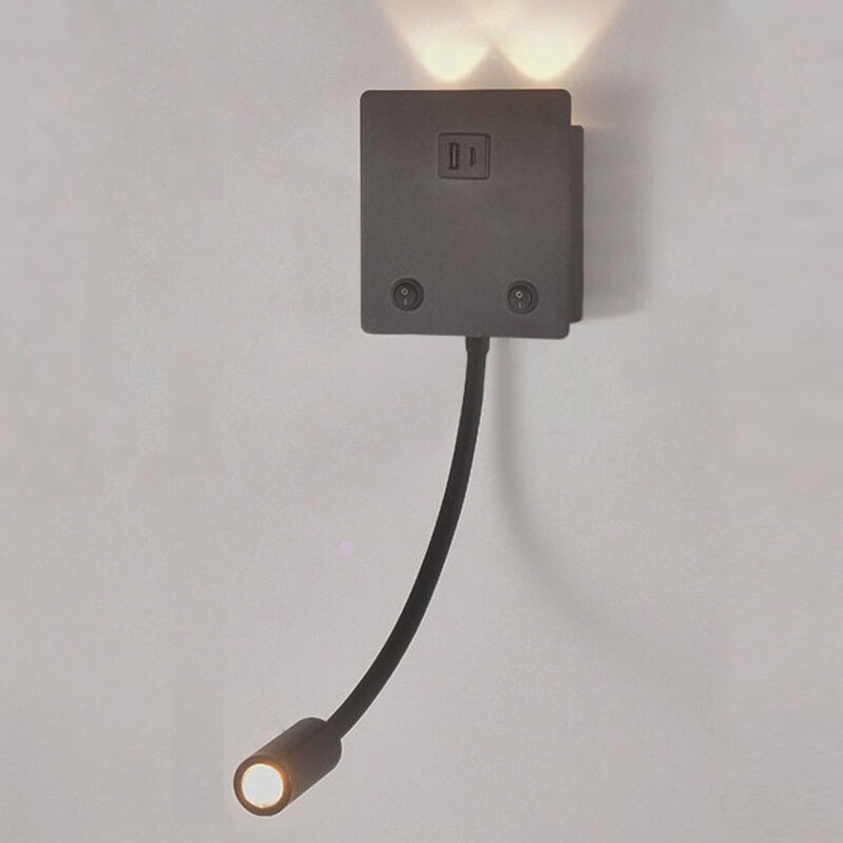 Deze draaibare LED-wandlamp is zien van een USB-poort, leeslampje en schakelaar, waardoor hij geschikt voor is slaapkamers, hotels en andere vergelijkbare ruimtes.