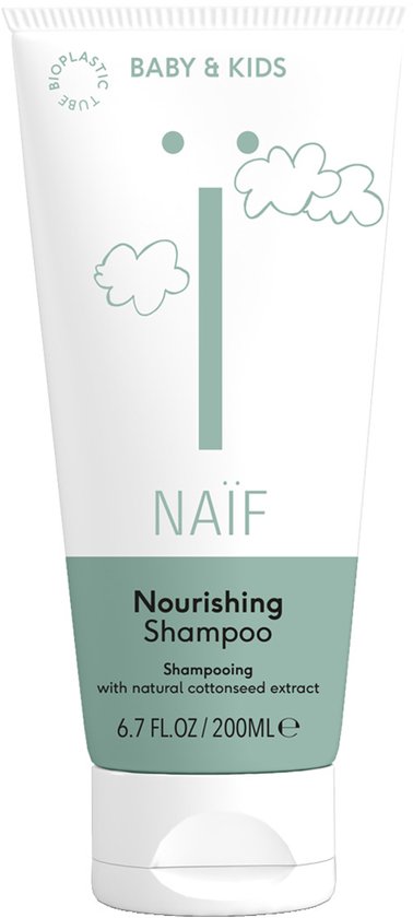 Witte tube met groene opdruk. Naïf Nourishing Shampoo, 200ml. Met afbeeldingen van wolken en twee stippen.