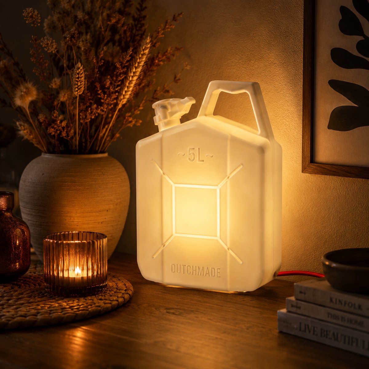 Unieke Jerrycan Lamp - Tafellamp - Wit Porselein - 21x14x27 cm - Industrieel Design