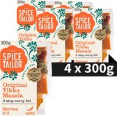 Vier verpakkingen The Spice Tailor Original Tikka Masala, 300g per stuk, met oranje verpakking en groen patroon.