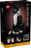 LEGO Ideas "Tuxedo Cat" doos met een zwart-witte LEGO kat model.