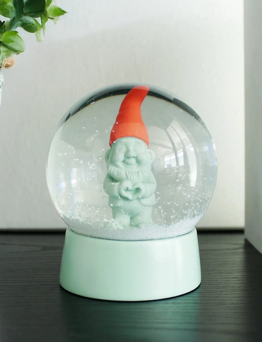 Winkee - Snow Globe Gnome Heart - Gnoom Sneeuwbol met Hart - Lovely Gnome