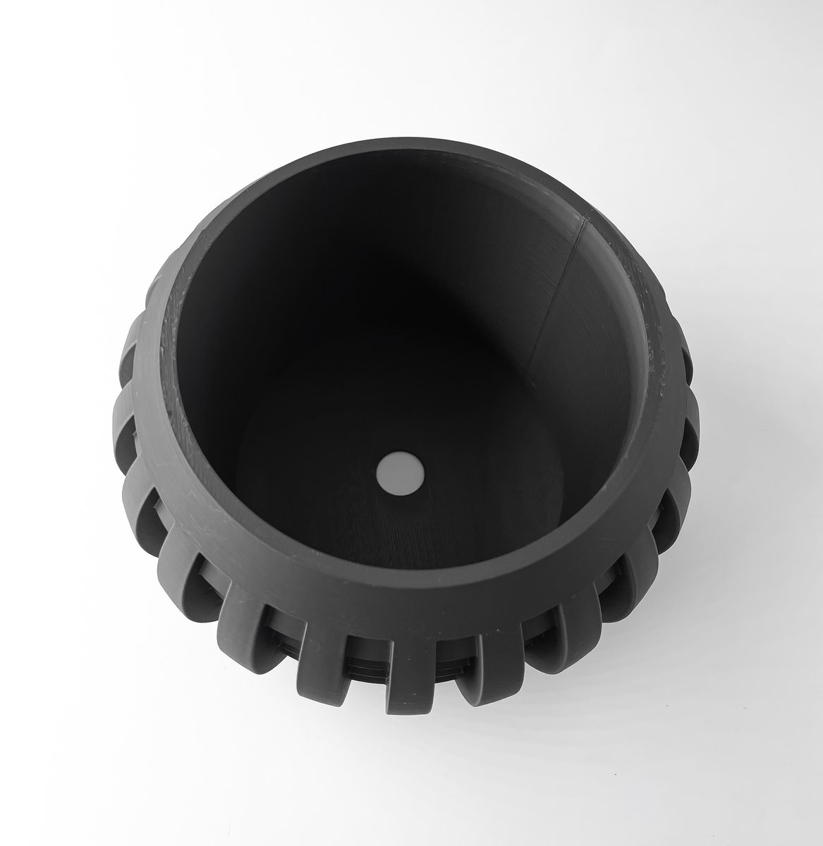 Skushy Amada Bloempot - Moderne Designpot voor Kamerplanten - Sculpturale Plantenpot voor Woonkamer en Kantoor - Premium Woondecoratie
