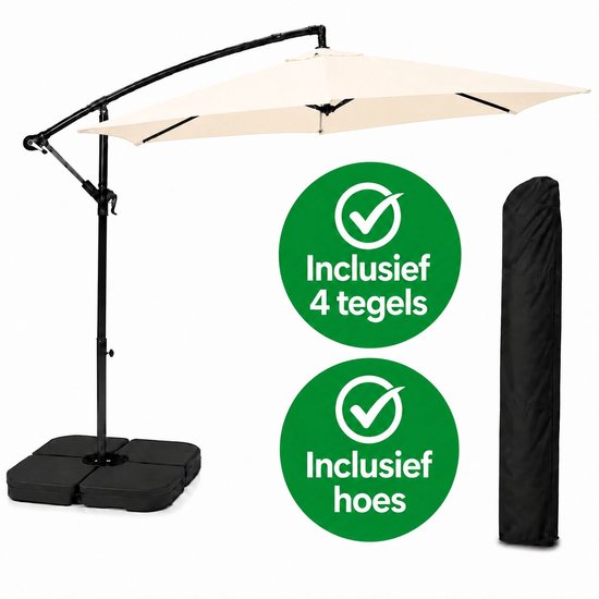 Crèmekleurige zweefparasol met zwarte paal en voet. Inclusief 4 tegels en hoes.
