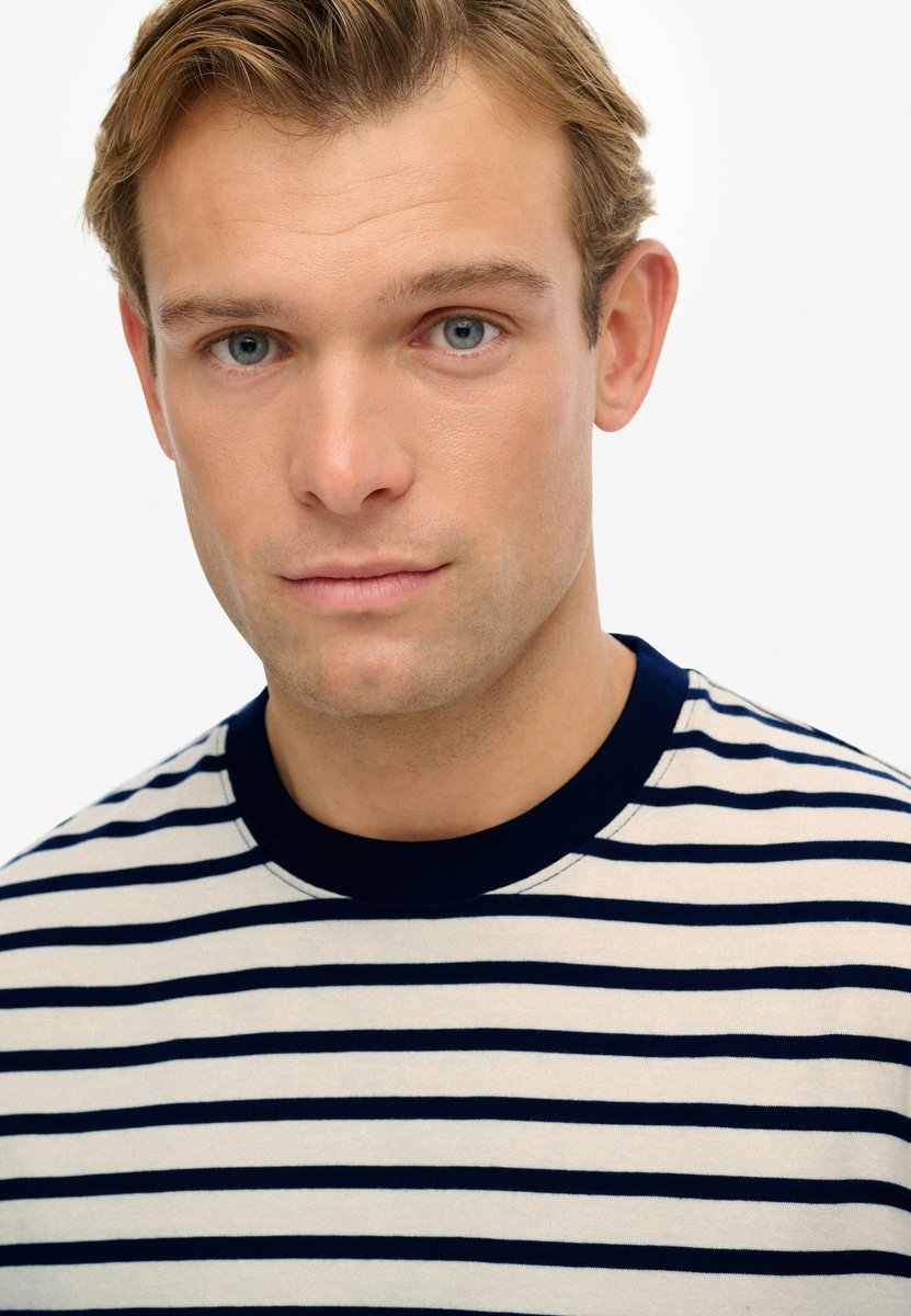 Superdry T-shirt Merchant Stripe Tee M1012290a Off Stripe Mannen Wit
