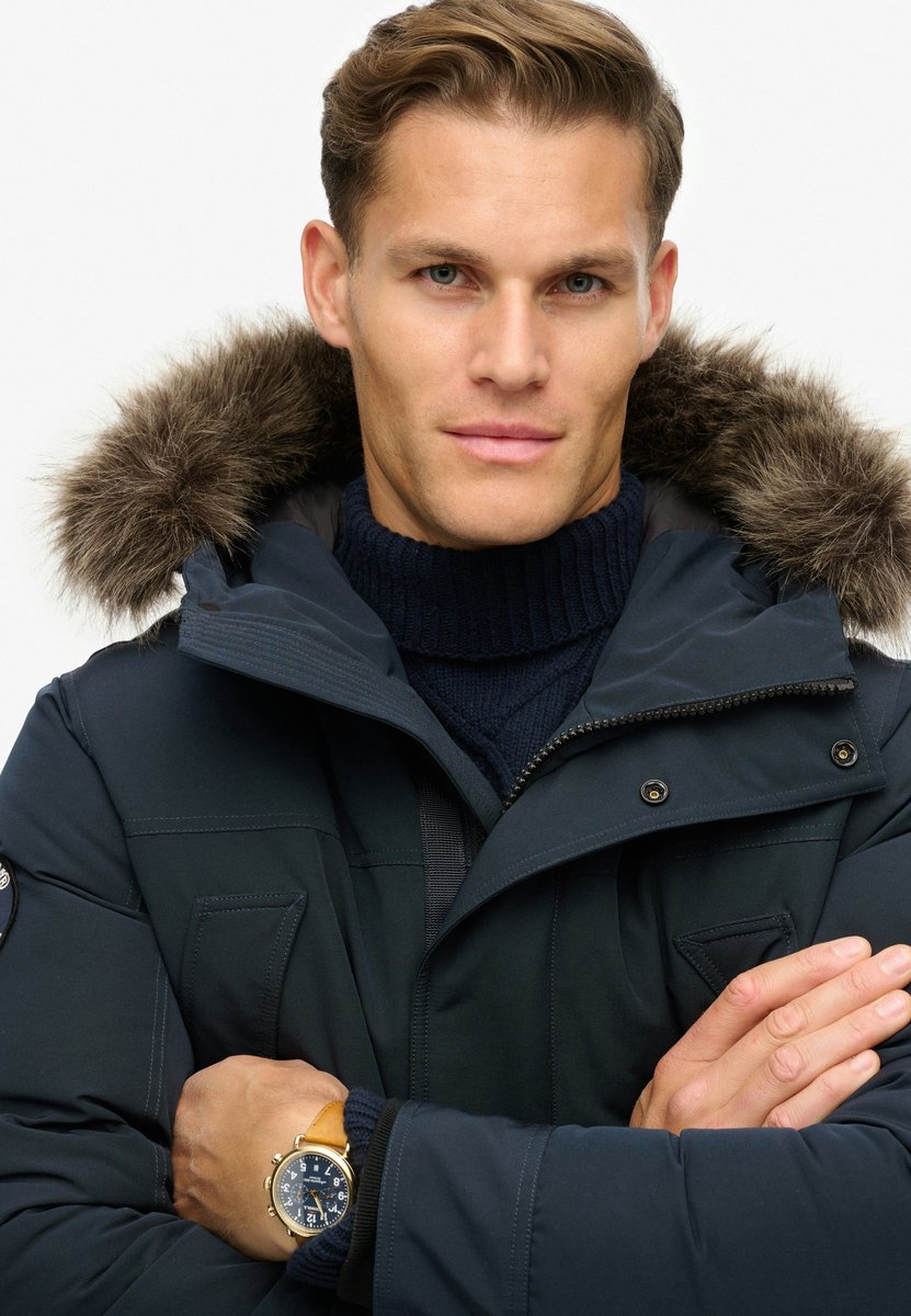 Superdry Everest Parka Jas Met Imitatiebont Heren Gewatteerde jassen Marineblauw