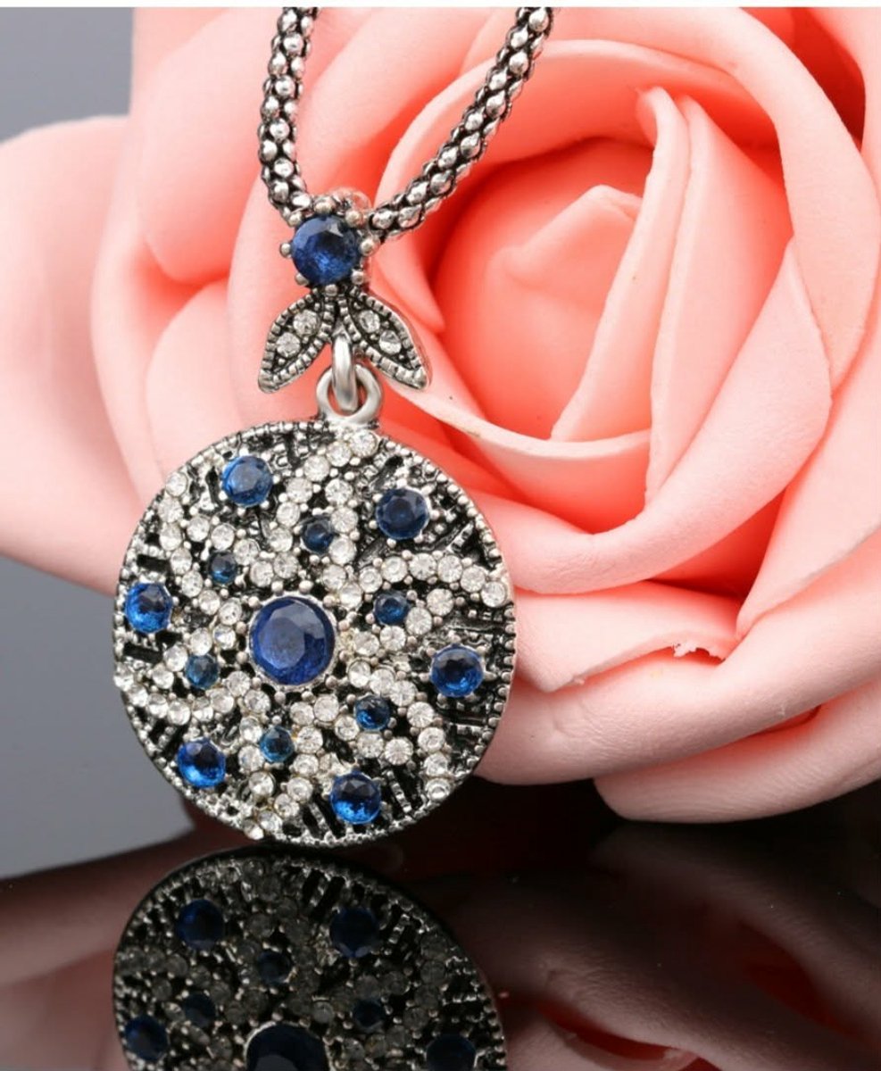 Ketting met hanger met stermotief blauw/zilver