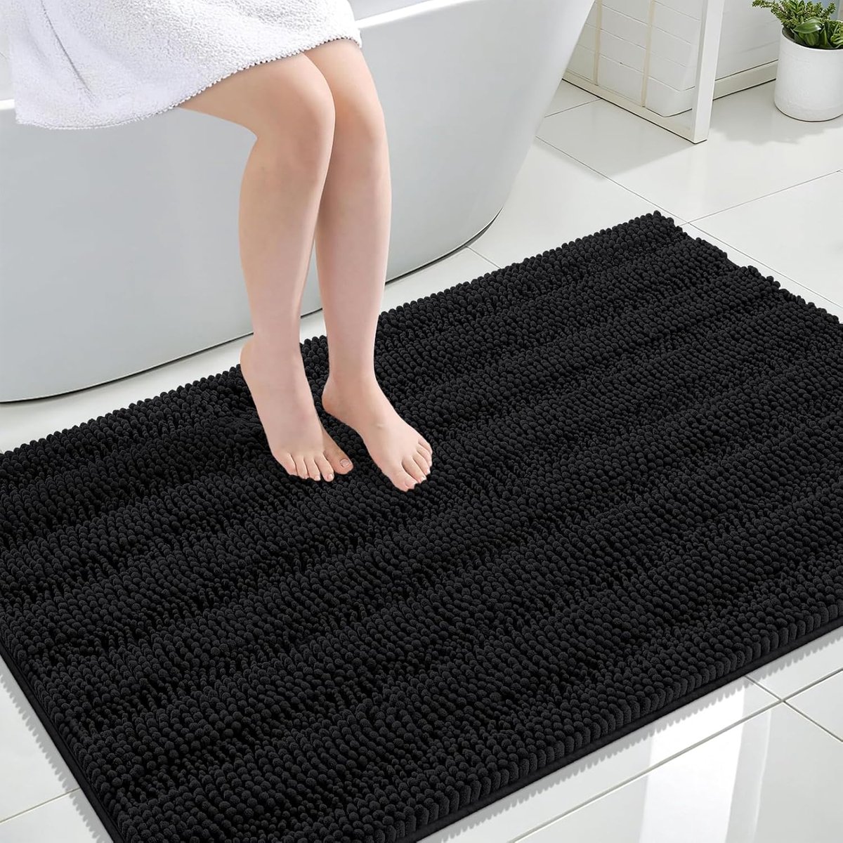 Olanly Badmat Antislip – Chenille Lang Douchemat – Rubberen Achterkant – Badmat Badkamer – Zwart – 82X122cm