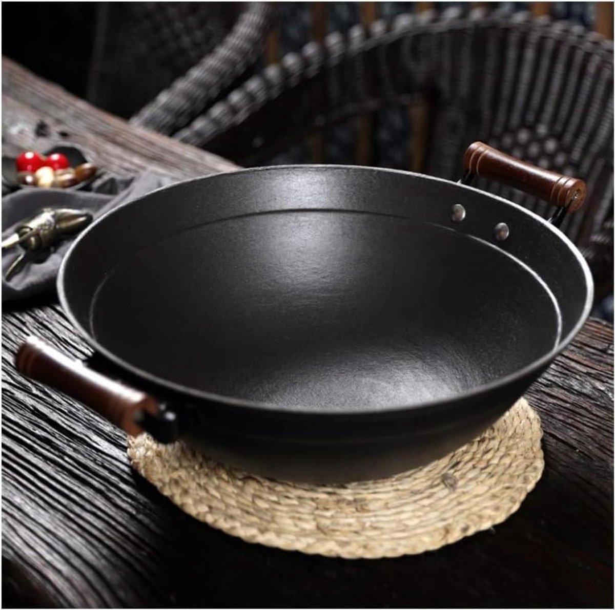 Gietijzeren Wok Pan Koekenpan met Deksel Koken aan Huis Vooraf Gekruid Oppervlak 36 cm Zwart
