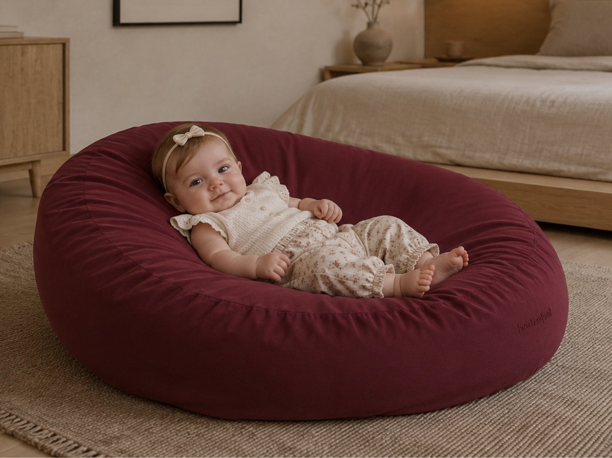 Bedrebel - Baby relax hoes voor voedingskussen zwangerschapskussen - 100% katoen satijn - rood - Merlot red - anti doorzakken clip - baby relaxhoes