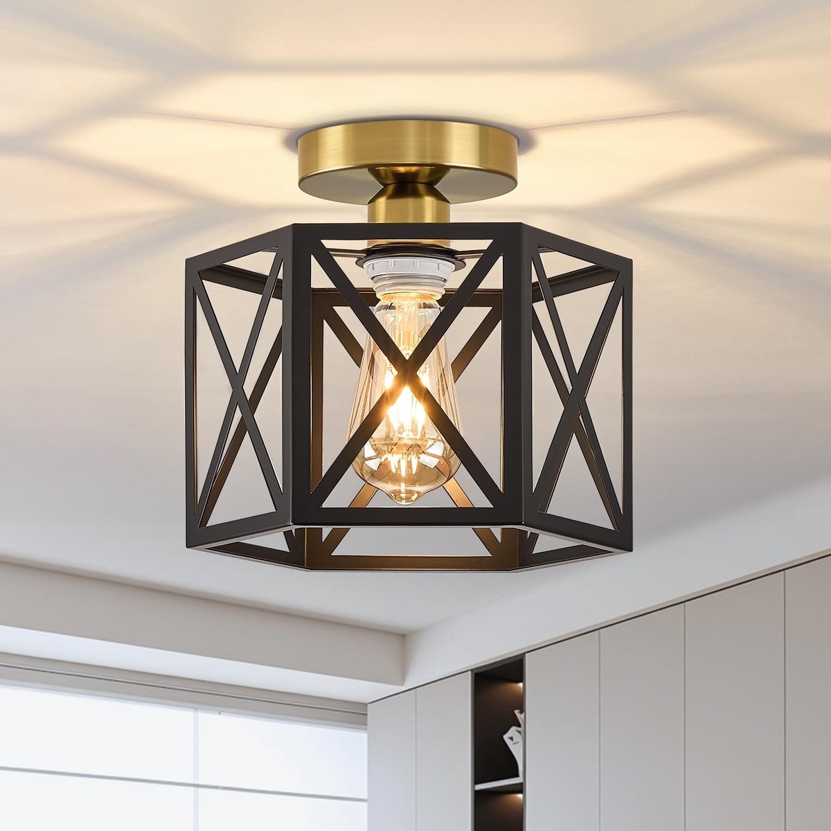 Omgoods - Vintage Plafondlamp Zwart en Goud met E27 Fitting
