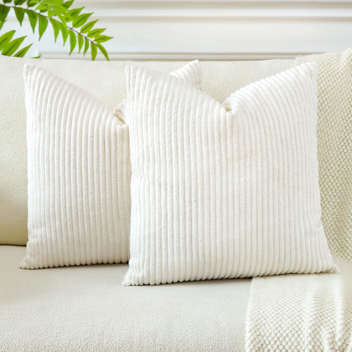 Omgoods - Set van 2 Corduroy Kussenslopen 40 x 40 cm Beige